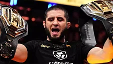Махачев после победы: «Все хотят забрать мои пояса, но у них ничего не получится»