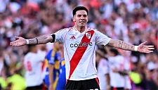 Президент «Ривер Плейт» сравнил Мастантуоно с другими звездами