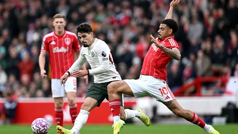 «Челси» победил «Форест» и еще сильнее «раскачал кресло» под Постекоглу