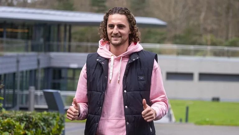 Рабьо дебютирует за «Милан» в матче против «Болоньи»