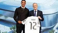 Александер-Арнольд прошёл презентацию в «Реале»