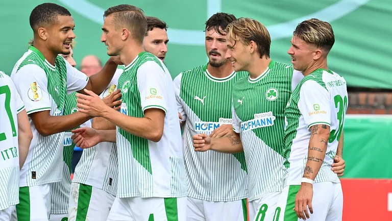«Гройтер Фюрт» обыграл «Лоне» в DFB-Pokal