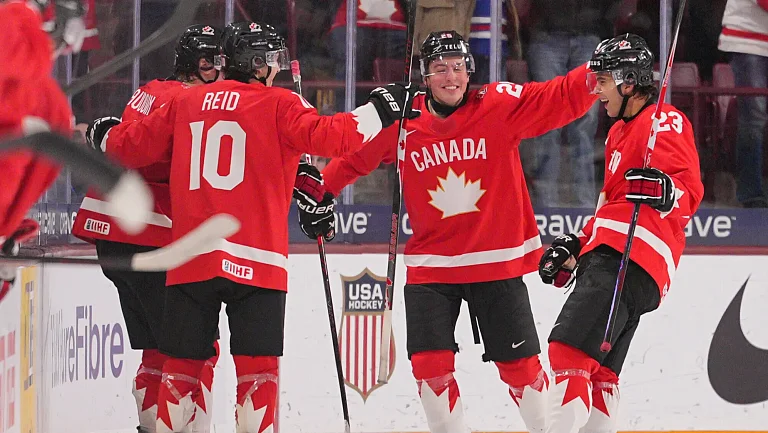 Канада обыграла Финляндию в игре за бронзу МЧМ-2026
