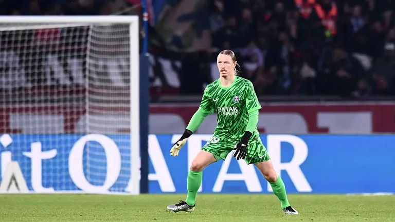 Забарный высказался о взаимодействии с Сафоновым в ПСЖ