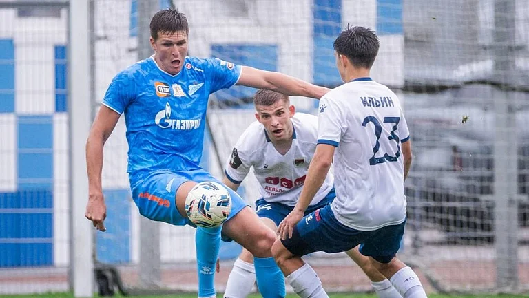 «Зенит» одержал победу над «Ленинградцем» в тренировочном матче