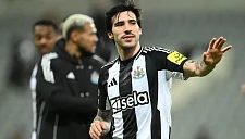 Гвардиола может вступить в борьбу за Тонали с Реалом и Барсой