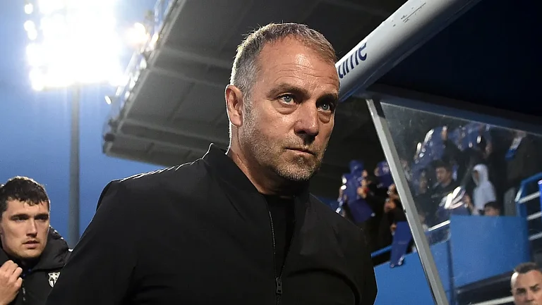 Флик определяет финальный состав «Барселоны» для турне по Азии