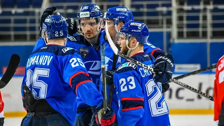 «Лада» выпустила специальную форму в честь 50-летия клуба