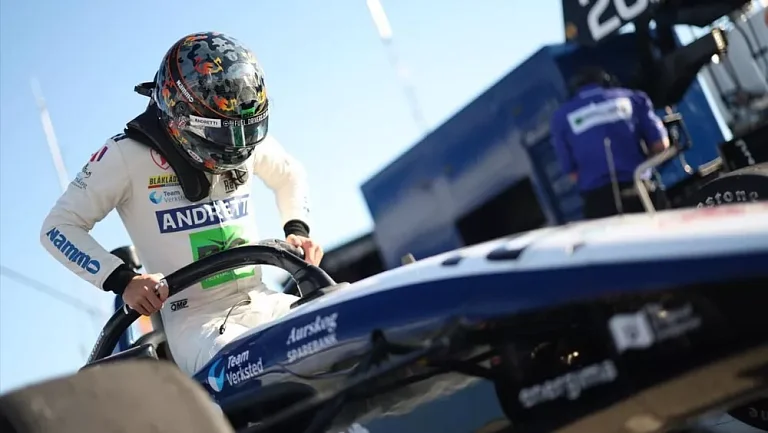 Хаугер досрочно стал чемпионом Indy NXT 2025