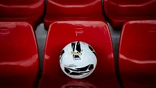 Ла Лига презентовала мяч для матчей между «Реалом» и «Барселоной»