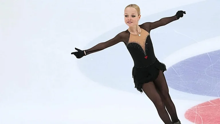 Стал известен первый турнир Костылёвой после возвращения к Плющенко