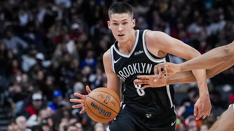 «Бруклин» проиграл «Торонто», Демин набрал 16 очков