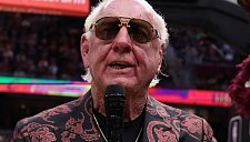 Рик Флэр поддержит Майка Тайсона в поединке против Джейка Пола — легендарный рестлер в углу «Железного Майка»
