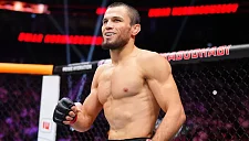 Умар Нурмагомедов уверенно разобрал Фигейреду на UFC 324