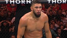 Уокер вернулся и нокаутировал Миньяра Чжана 