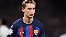 Де Йонг помогает Рэшфорду адаптироваться в «Барсе»