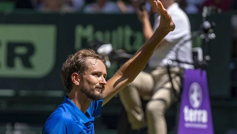 Даниил Медведев пробился в 1/4 финала турнира ATP-500 в Вашингтоне