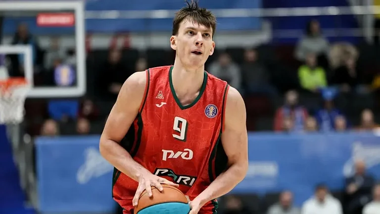 Андрей Мартюк переходит в «Зенит» из «Локомотива»