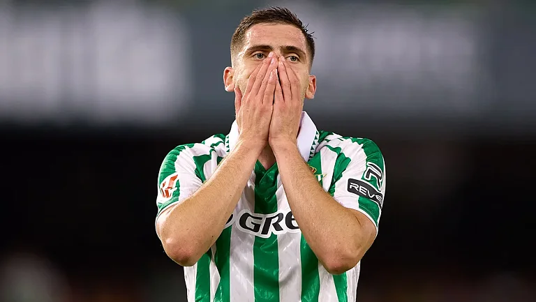 Французский защитник Ромен Перро стал игроком «Лилля»