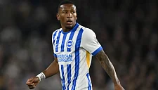 «Милан» ведет переговоры с «Брайтоном» о переходе Эступиньяна