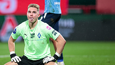 Вратарь Ломаев тренируется с «Крыльями Советов»