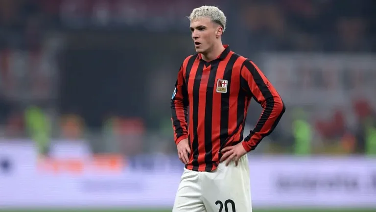 «Милан» отклонил предложение «Борнмута» по Алексу Хименесу