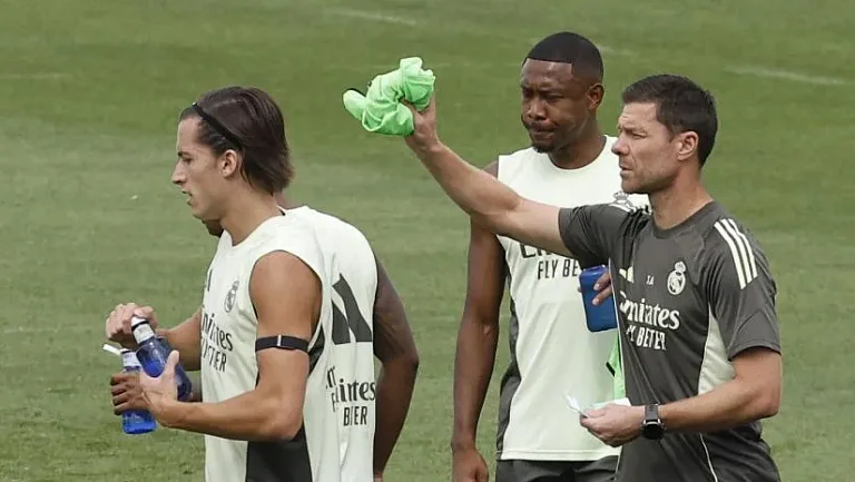 Алонсо готовит «Реал» к игре после возвращения сборников