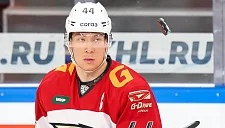 Шарипзянов вошёл в топ-5 снайперов-защитников в истории омского «Авангарда»