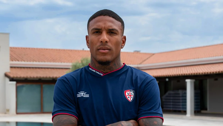 Официально: Майкл Фолоруншо — игрок «Кальяри»