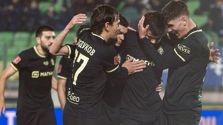 «Динамо» Махачкала обыграло действующего обладателя Кубка России