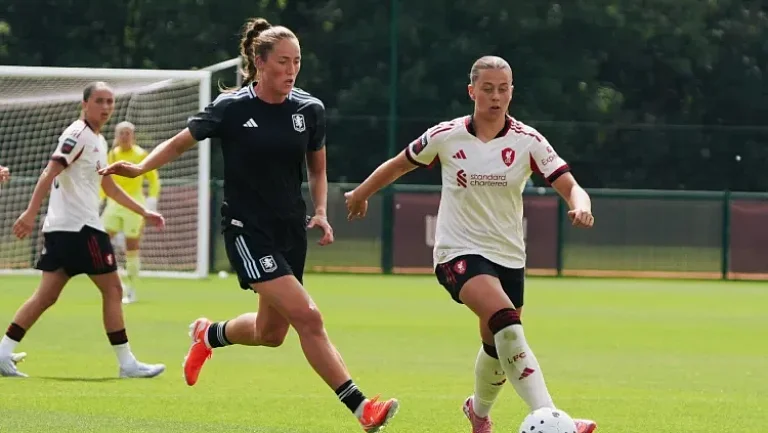 Женская команда «Ливерпуль» потерпела поражение от «Астон Виллы»