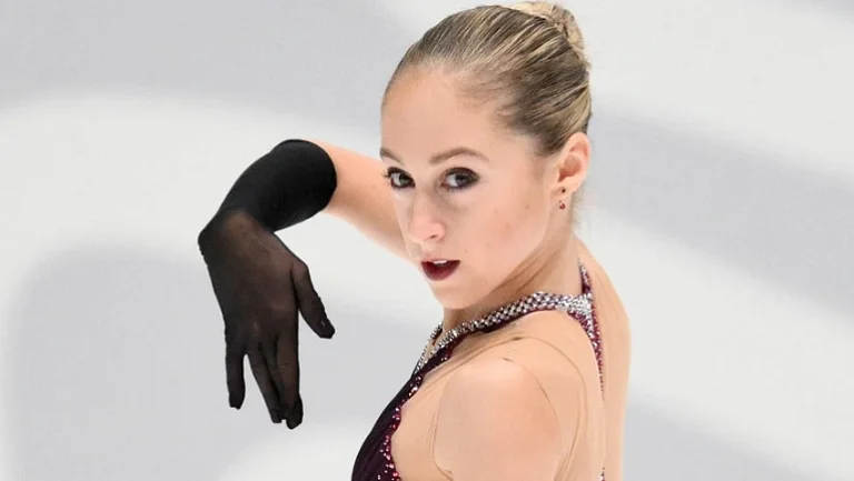 Фигуристка Алина Горбачёва объявила о снятии с Чемпионата России 