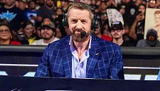 Уэйд Барретт лишился места в команде комментаторов WWE