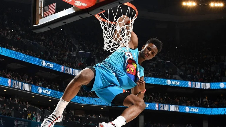 Чемпион НБА по броскам сверху продолжит карьеру в «Басконии»

