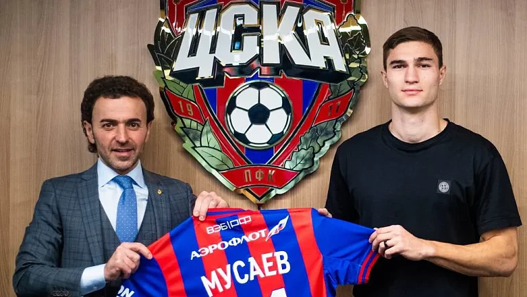 Мусаев сравнил подходы Карпина и Челестини к работе с игроками