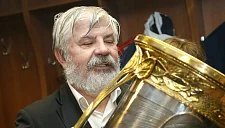 Величкин назвал условие для работы иностранных тренеров в КХЛ