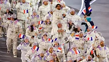 Показ мод с открытия Олимпиады-2026 в Милане сняли на фото