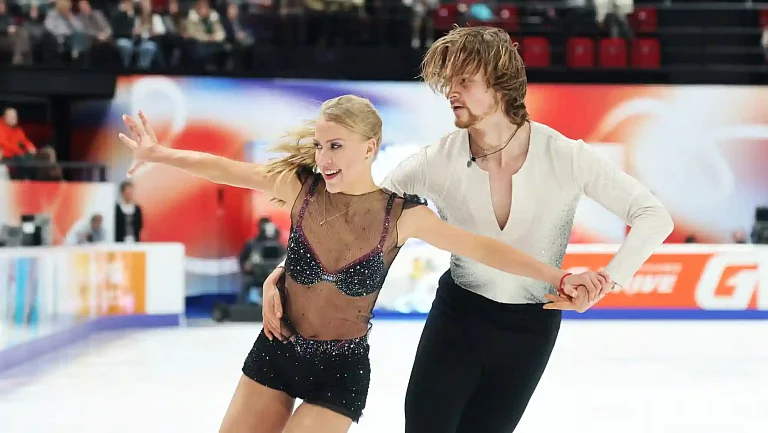 Миронова и Устенко взяли золото пятого этапа Гран‑при России в Омске