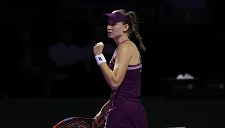 Рыбакина получила рекордные призовые за победу на Итоговом турнире WTA