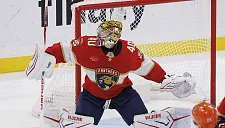 27 сейвов Тарасова помогли «Флориде» победить «Лос-Анджелес»