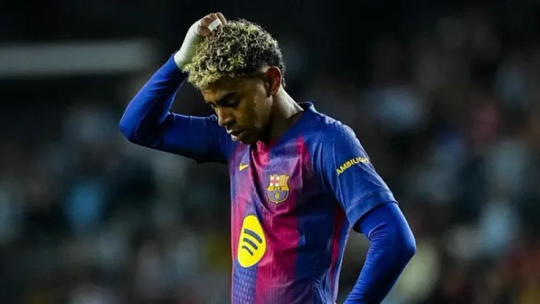 «Барса» сообщила, что уведомляла RFEF о лечении Ламина Ямаля