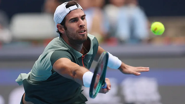 Хачанов победил Зверева и вышел в финал турнира ATP в Торонто