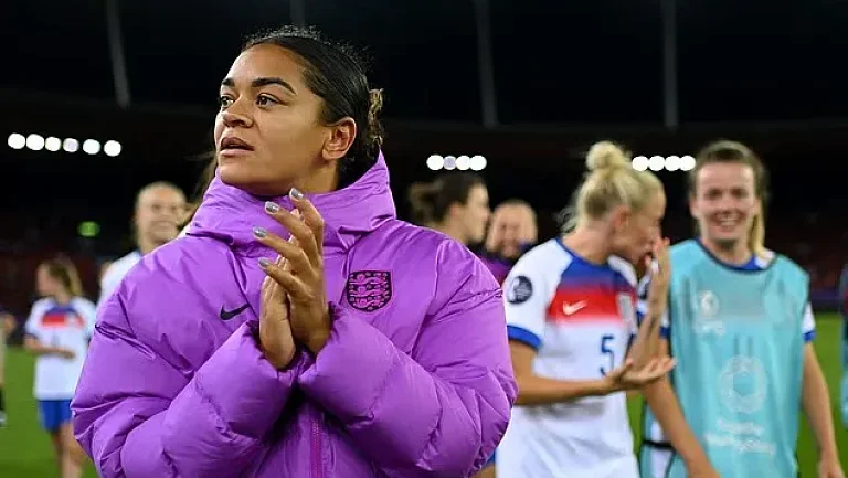 Расизм в женском футболе: реакция на оскорбления Джесс Картер