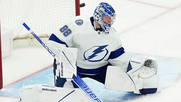 Тренер «Тампы» высоко оценил игру российского вратаря Андрея Василевского