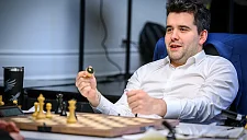 Непомнящий оценил шансы Есипенко в полуфинале Кубка мира по шахматам