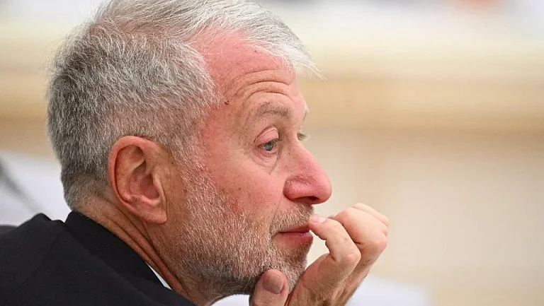 Роман Абрамович хочет купить контрольный пакет акций «Галатасарая»