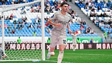 Эдуард Сперцян забил 4 гола и отдал 7 ассистов в 6 матчах в РПЛ