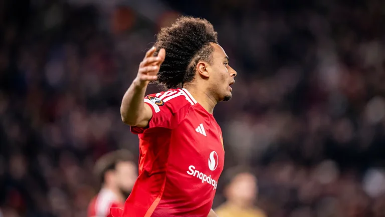 Зиркзе выбыл! Как Манчестер Юнайтед справится с потерей важного игрока?