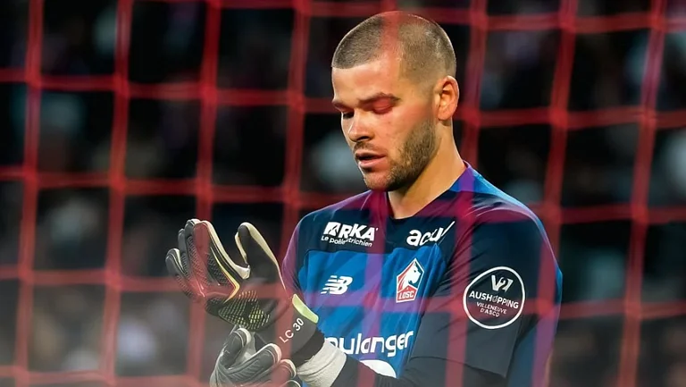 Уроки для Шевалье: как известные вратари справлялись с дорогими трансферами