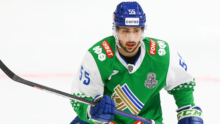 Хмелевский объяснил нецензурный ответ о статистике против «Локомотива»